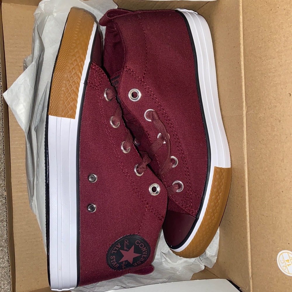 * Brand new* size 3 big kids dark burgundy